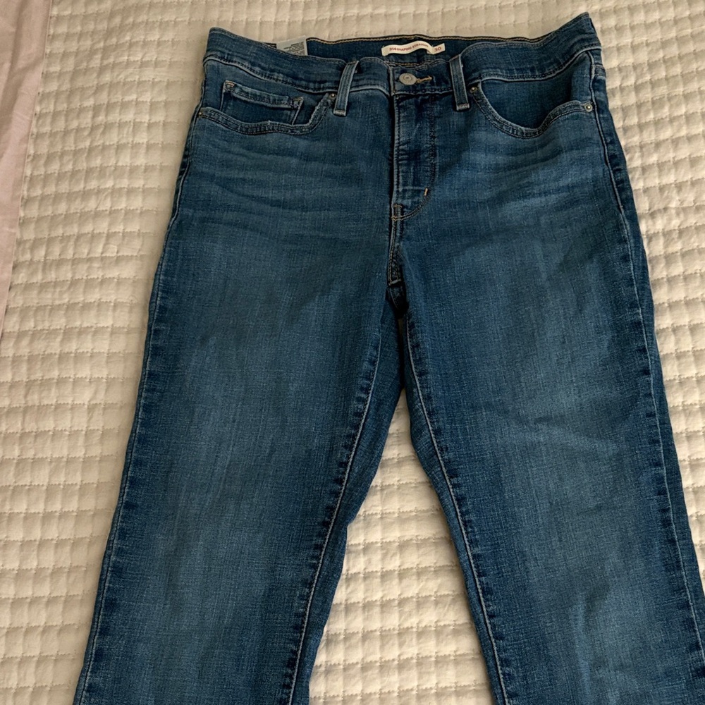 Levi's Women's Straight Leg Blue Jeans